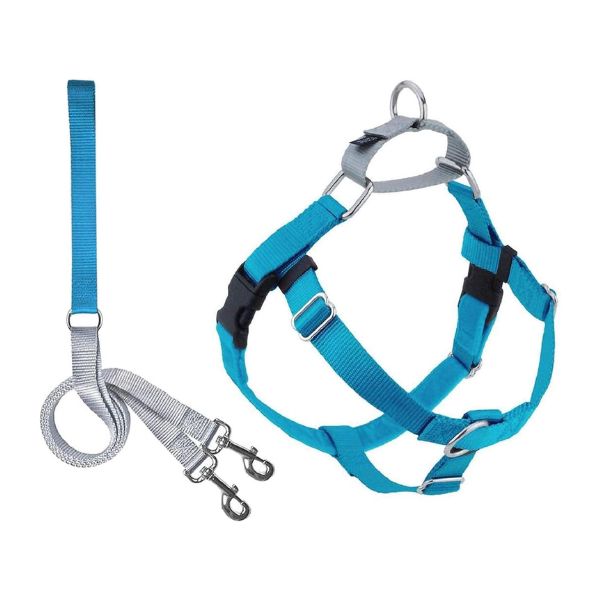 2 Hounds Design Freedom harness and leash