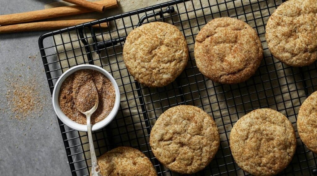 Closeup of Snickerdoodle cookies on a tray