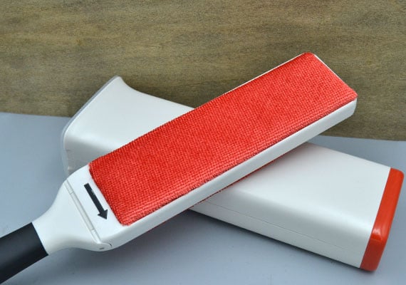 Oxo FurLifter Funiture Brush and self cleaning base
