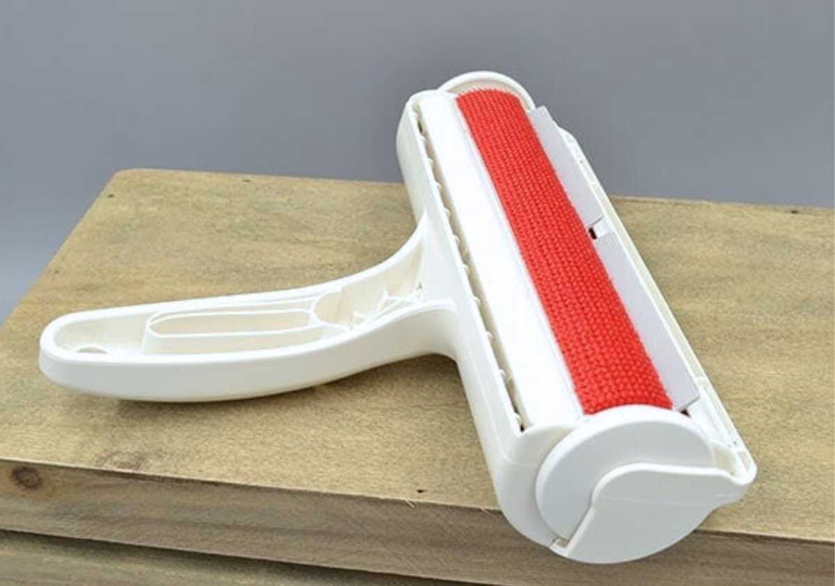 ChomChomroller on back side facing up.