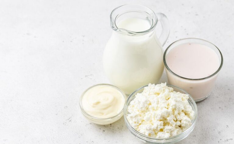 kefir-for-dogs-a-gut-friendly-superfood-worth-barking-about-canine