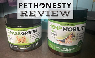 2 jars of PetHonesty products - Hemp Mobility and Grass Green (caption: PetHonesty Review)