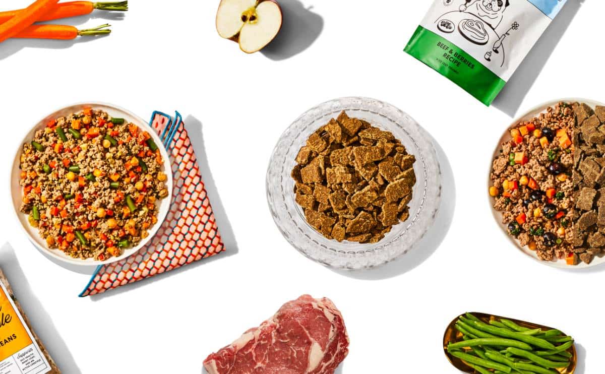 The Pets Table lay flat food.